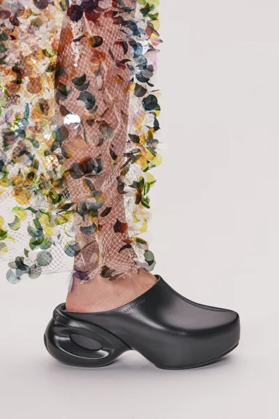 Look 75